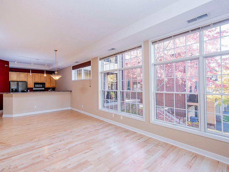 1st image of 851 River Mews Ct APT 105