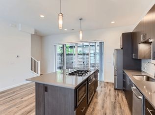 North Park Townhomes, Portland, OR 97217