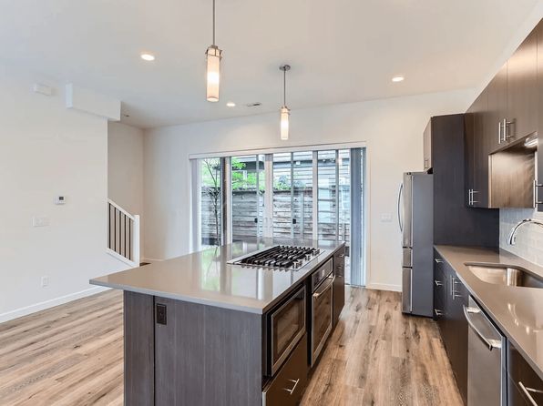 1022 N Ainsworth St #6471295