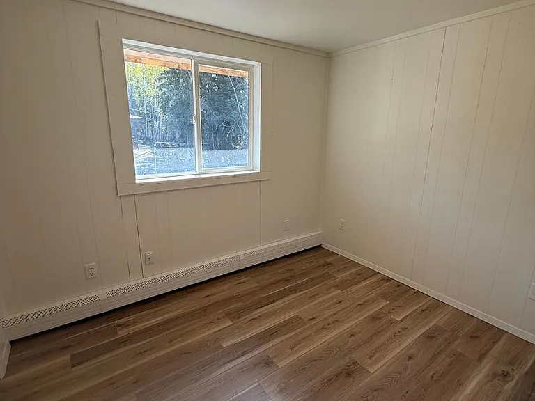 3688 Laurence Rd — Photo 3