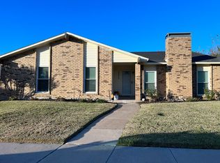 2215 E Peters Colony Rd, Carrollton, TX 75007