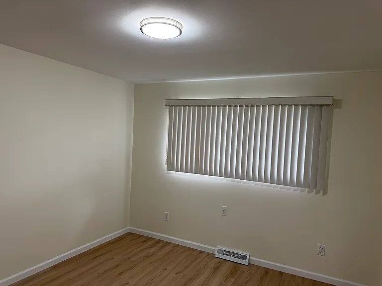 4741 Bloomfield Dr — Photo 19