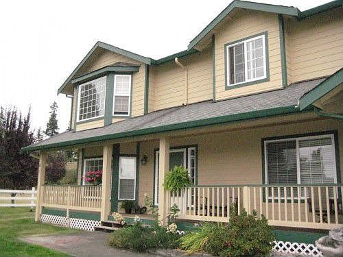 4th image of 3711 214th Ave E