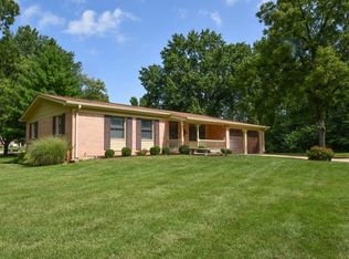 2531 Baltusrol Dr, Saint Louis, MO