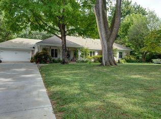 3041 E Lamonta Dr, Springfield, MO 65804