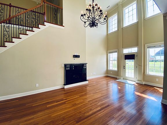 Living room 5_08022023