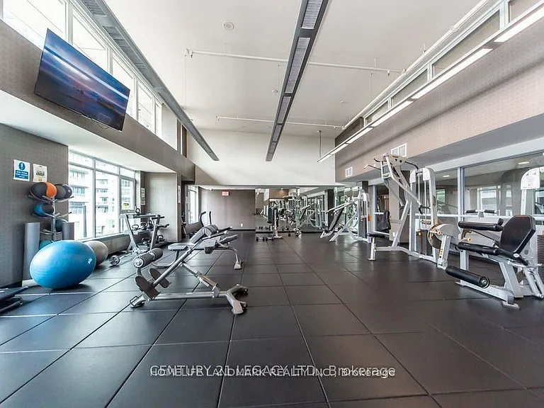 190 Borough Dr #1010 — Photo 8