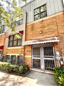 766 E 179 Street, Bronx, NY, 10460