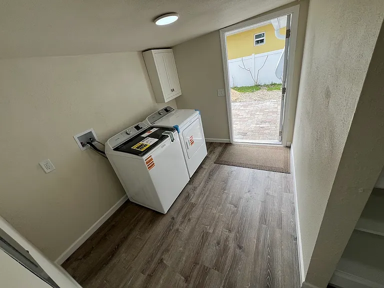 349 San Diego St — Photo 21