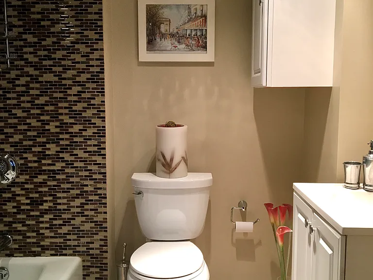 29 Essex St #1 — Photo 7