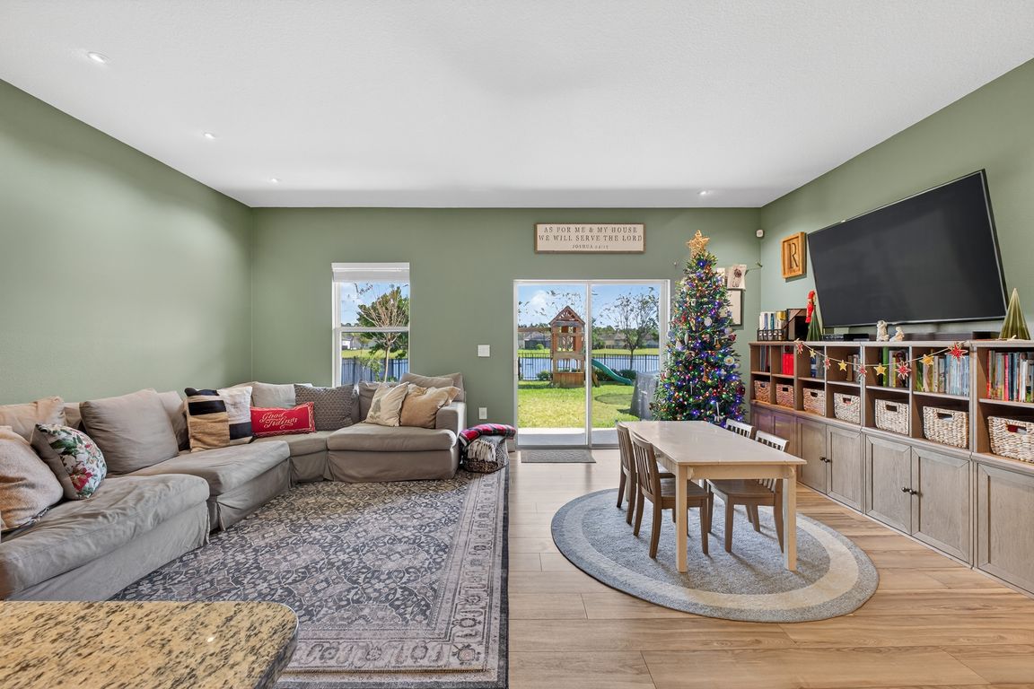 next background image