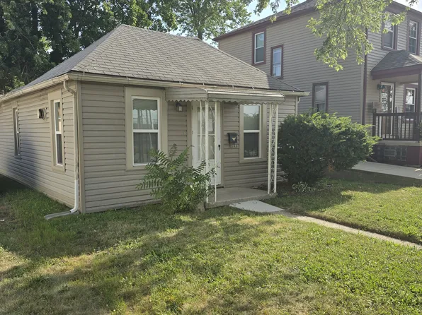 433 Atwood St, Trenton, MI 48183