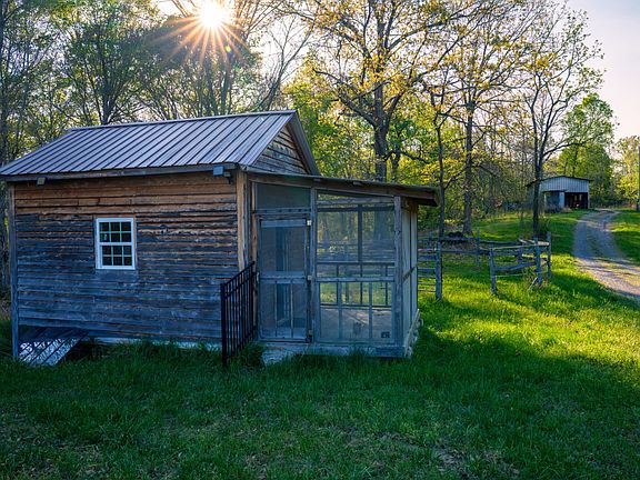 27th image of 4231 Lylewood Rd