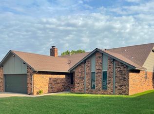 805 N Harville Rd, Duncan, OK 73533