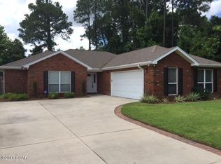 2400 Camryns Xing, Panama City, FL 32405
