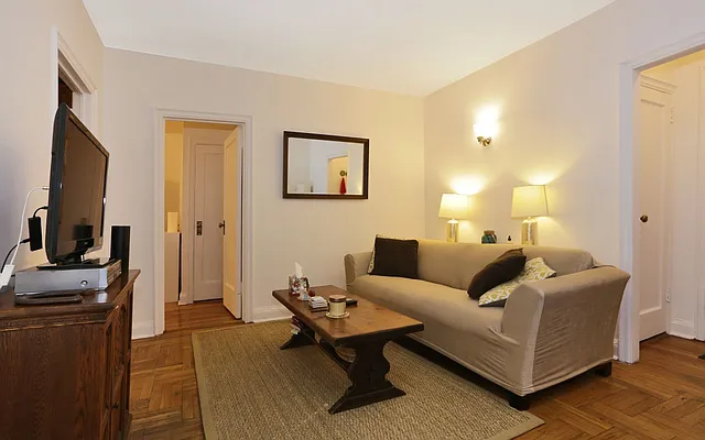 Sold by Keller Williams Realty Landmark | media 21