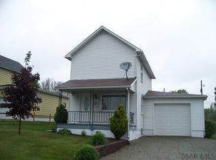 27 3rd St, Cairnbrook, PA 15924