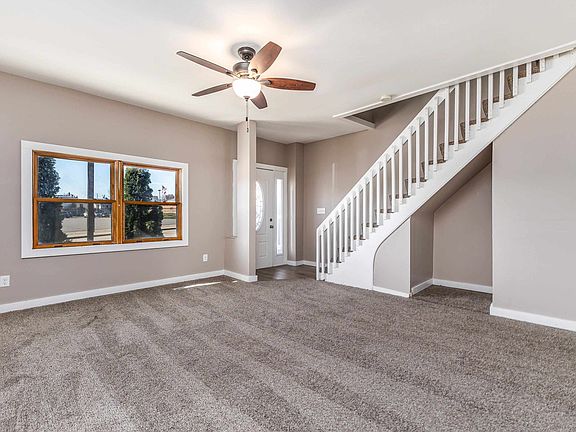 4th image of 530 Lincoln Ave