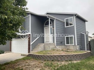 5785 Grapevine Dr, Colorado Springs, CO 80923