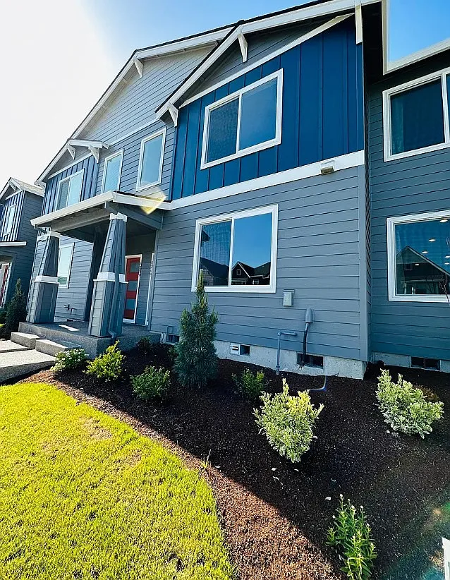 3 bed, 2.5 bath, 1612 sqft, $2,650 — Photo 4