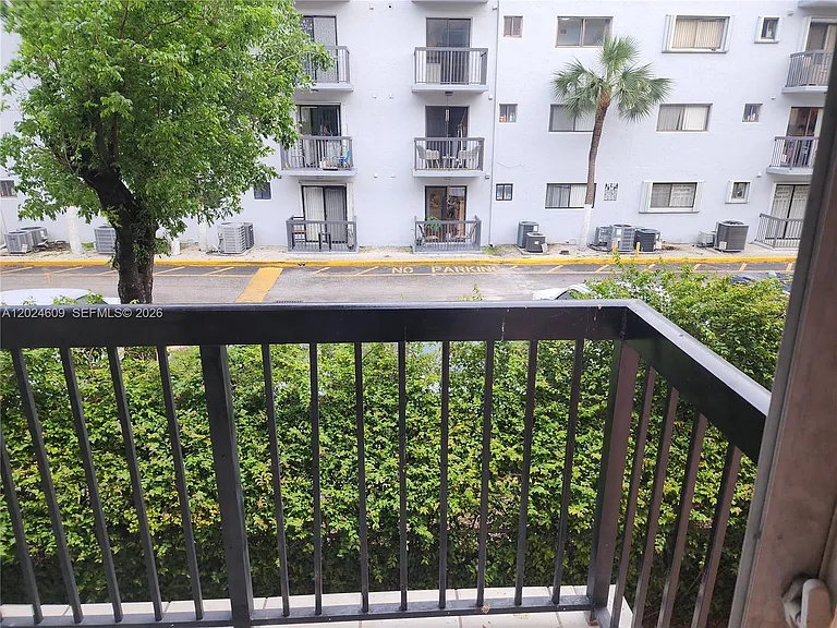 5350 W 21st Ct #203 — Photo 9
