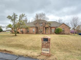 18235 N Elk Ln, Edmond, OK 73012