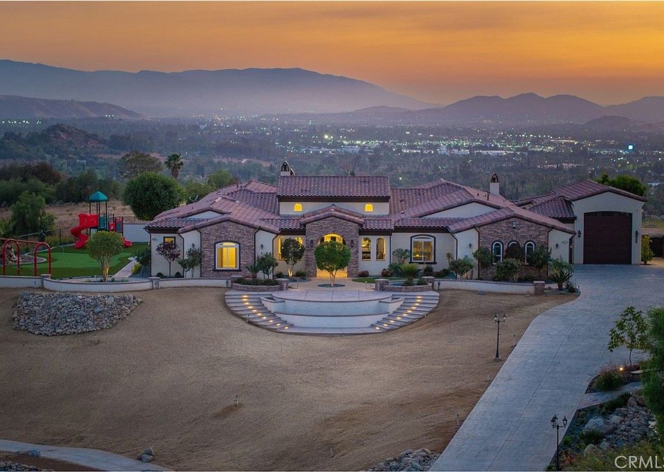1st image of 6355 Cresthaven Dr