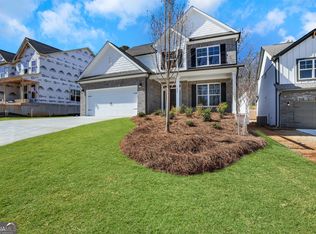 7008 Manchester Dr, Flowery Branch, GA 30542