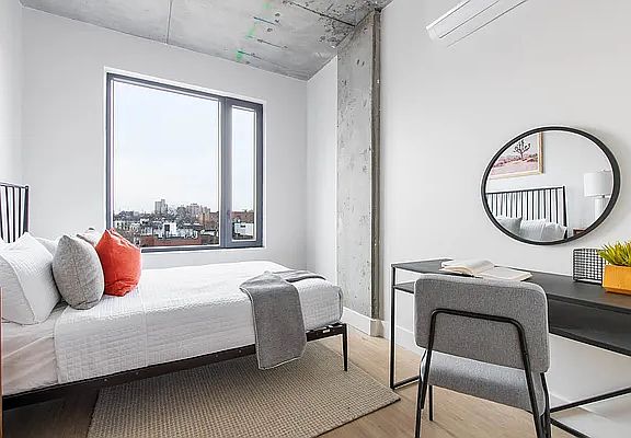 4th image of 815 Flatbush Ave #611