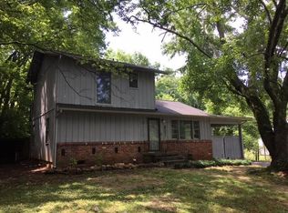 2642 SE Saint James Ave, Knoxville, TN 37920