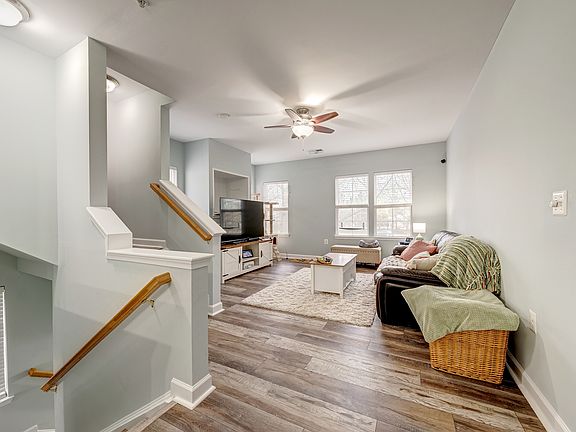 5th image of 42461 Rockrose Sq