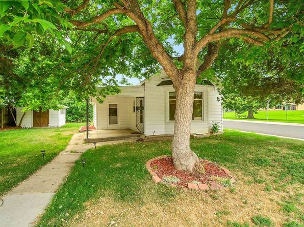 1245 Main St