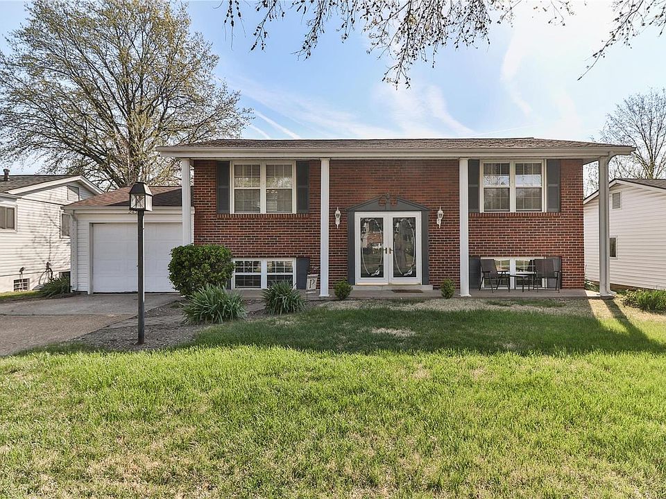 1st image of 2432 Wesbay Dr