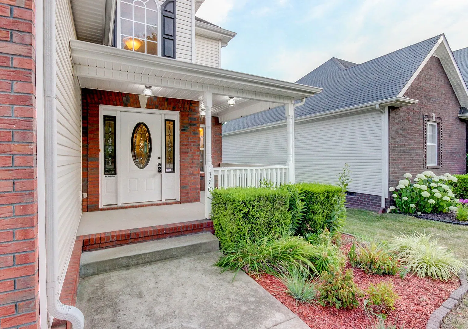 Stunning Brick Front Home With Fireplace And Hardwood Flooring In Fields of Northmeade — Photo 3
