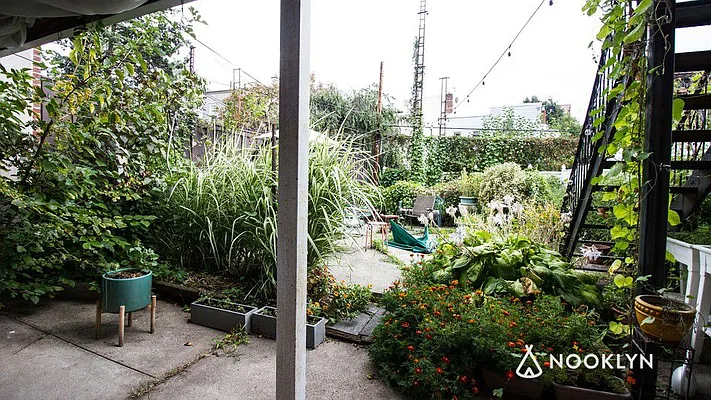 Rented by Nooklyn NYC LLC | media 51