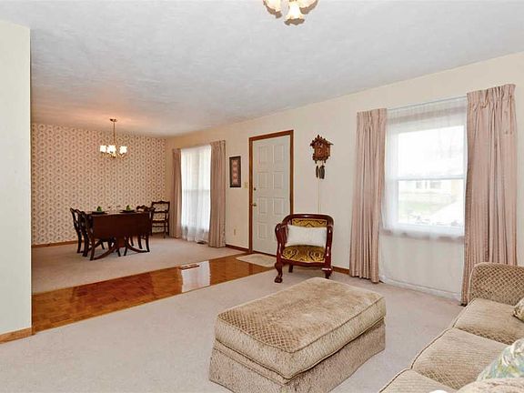 4th image of 5308 Camelot Estates Dr
