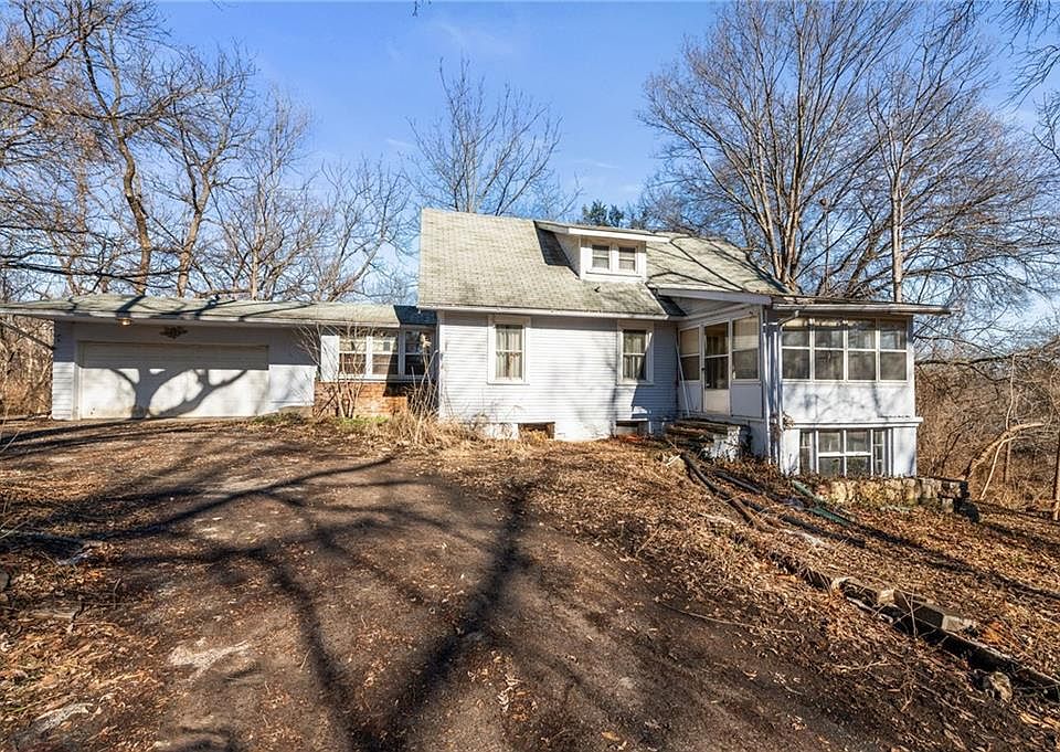 1st image of 3128 N 49th Dr