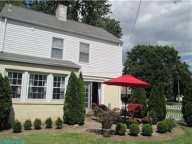 4th image of 401 Sherborne Dr