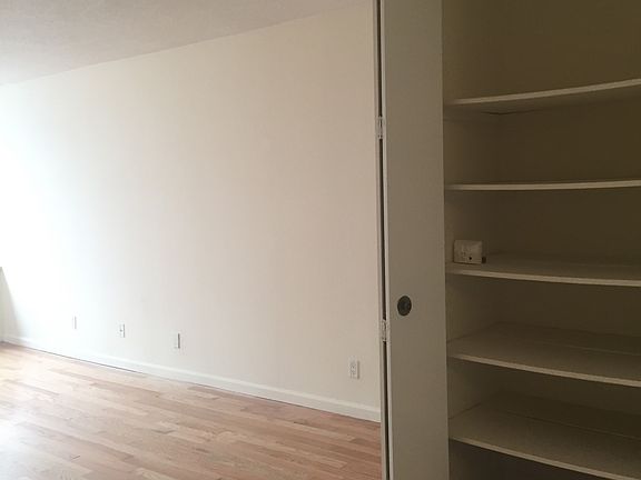 3rd image of 130 Water St APT 6F
