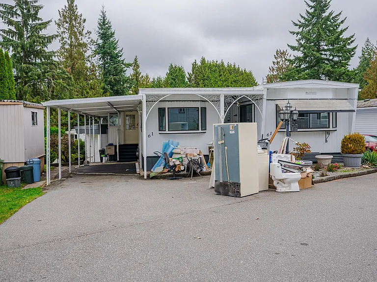 24330 Fraser Hwy #61 — Photo 34