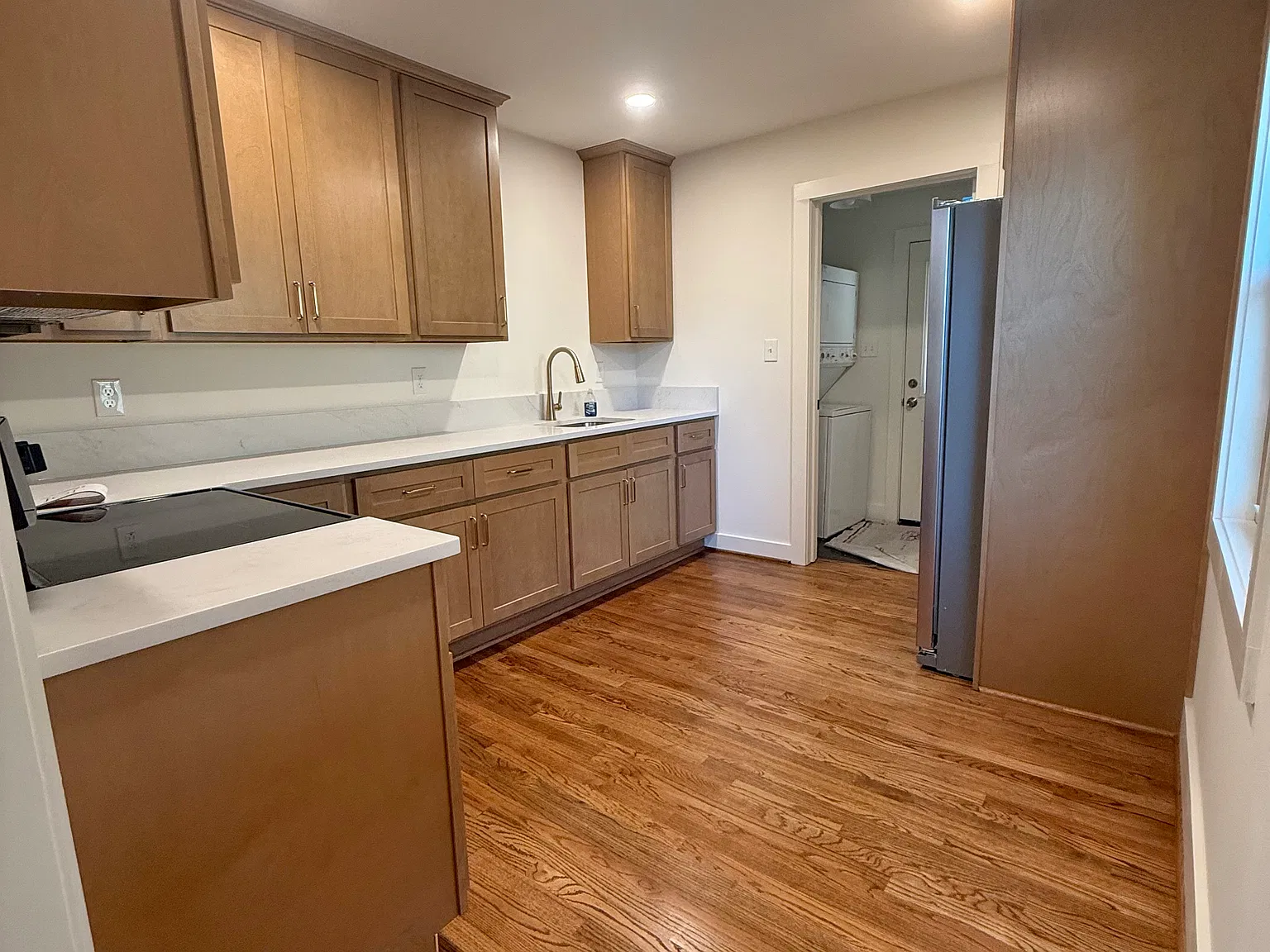2 bed, 672 sqft, $1,650 — Photo 4