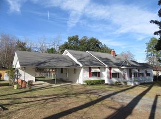 306 Norman St, Soperton, GA 30457
