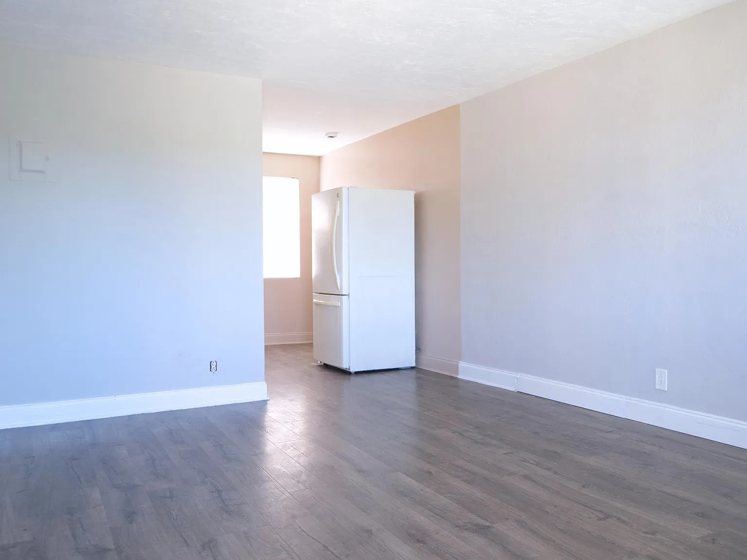 2 bed, 1.0 bath, 750 sqft, $1,600 — Photo 3