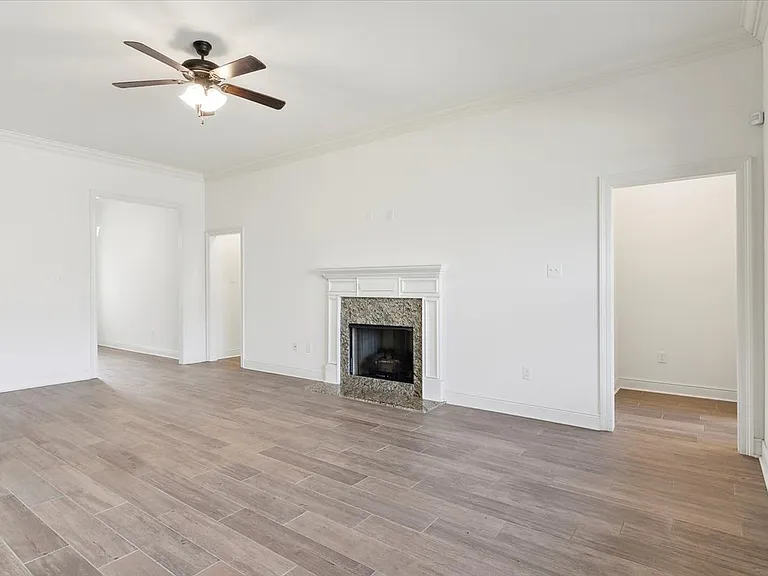 1013 Cypresswood — Photo 7