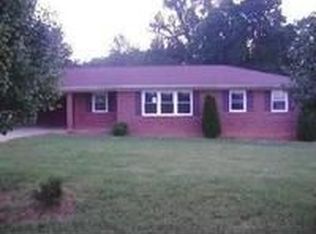 135 Eufola Rd, Statesville, NC 28677