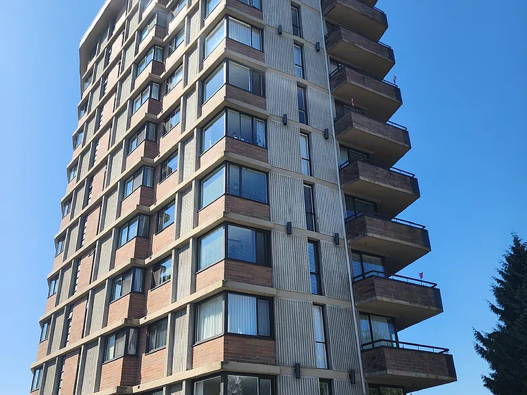 2180 Argyle Ave #604 — Photo 13