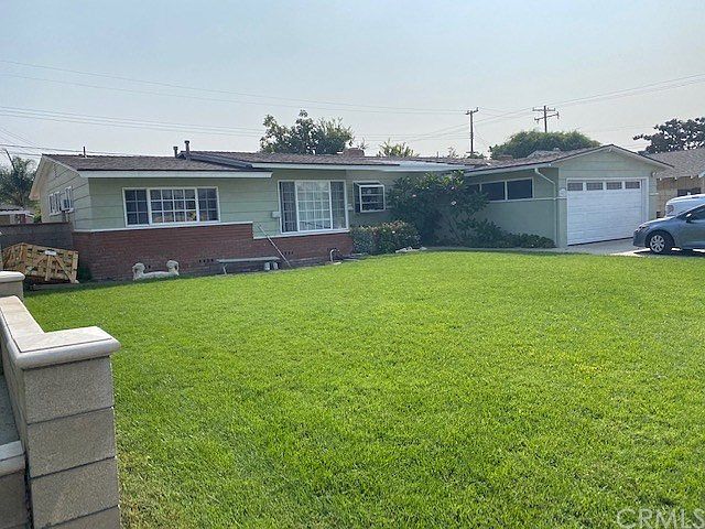 1st image of 9022 Rosanna Ave