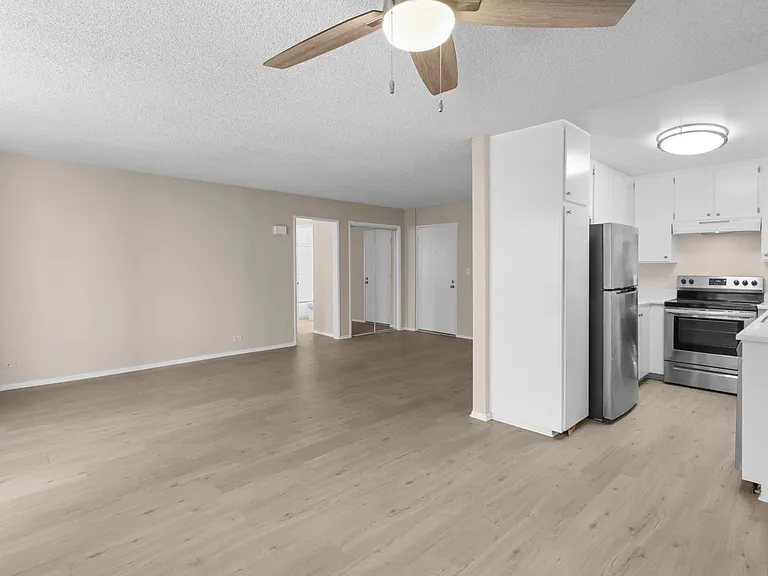 11677-11683 Goshen Ave. Los Angeles CA 90049 — Photo 19