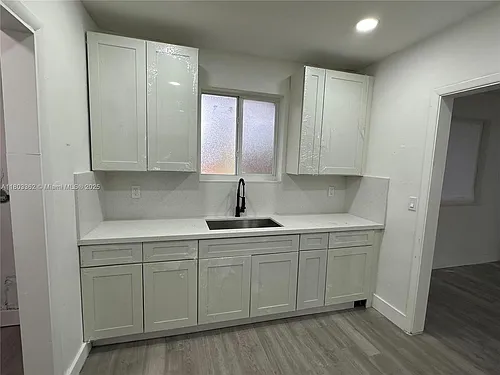 2034 NW 69th Ter Photo 1