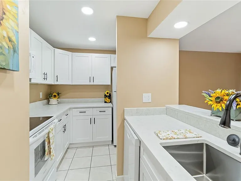 164 Perimeter Dr #4A — Photo 6